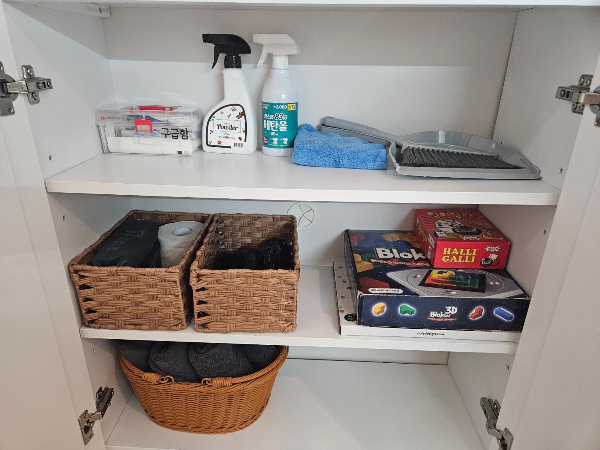 Cozy 2-room Accommodation, 5 Minutes Walk From Hwagok Station, Close To Gimpo Airport, Hongdae, And Kbs Arena Apartment Seoul