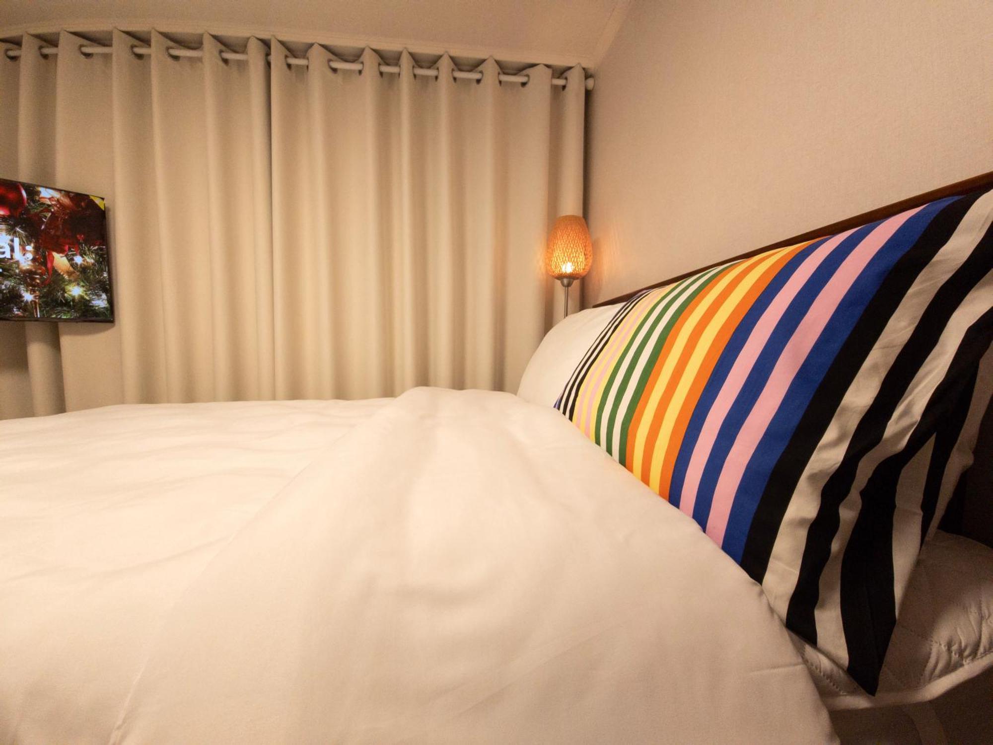 Cozy 2-room Accommodation, 5 Minutes Walk From Hwagok Station, Close To Gimpo Airport, Hongdae, And Kbs Arena * Seoul